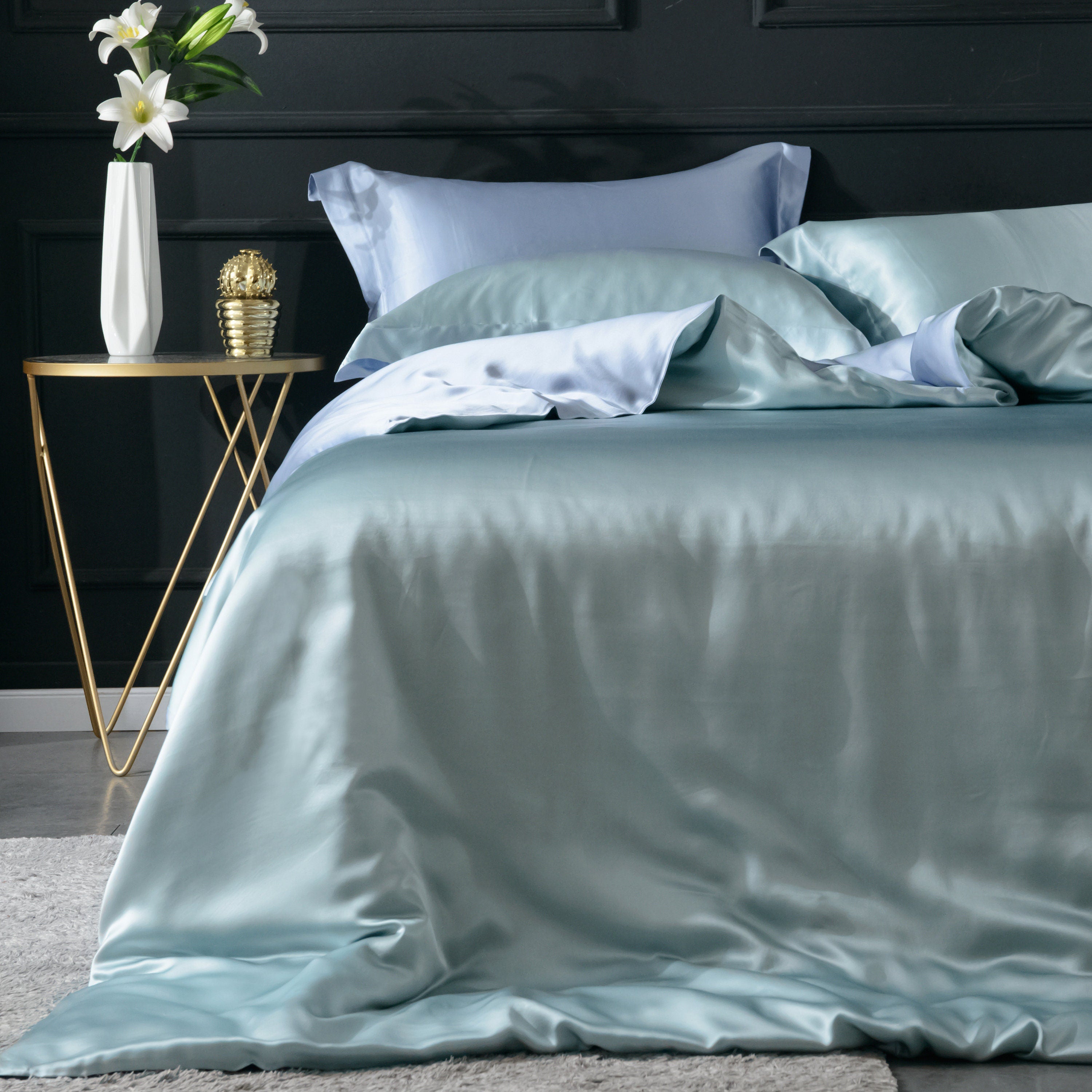 Pure silk duvet cover in sky blue and aqua blue, 22mm smooth, natural, sleep beauty Silk Bedding for King, queen, custom size.