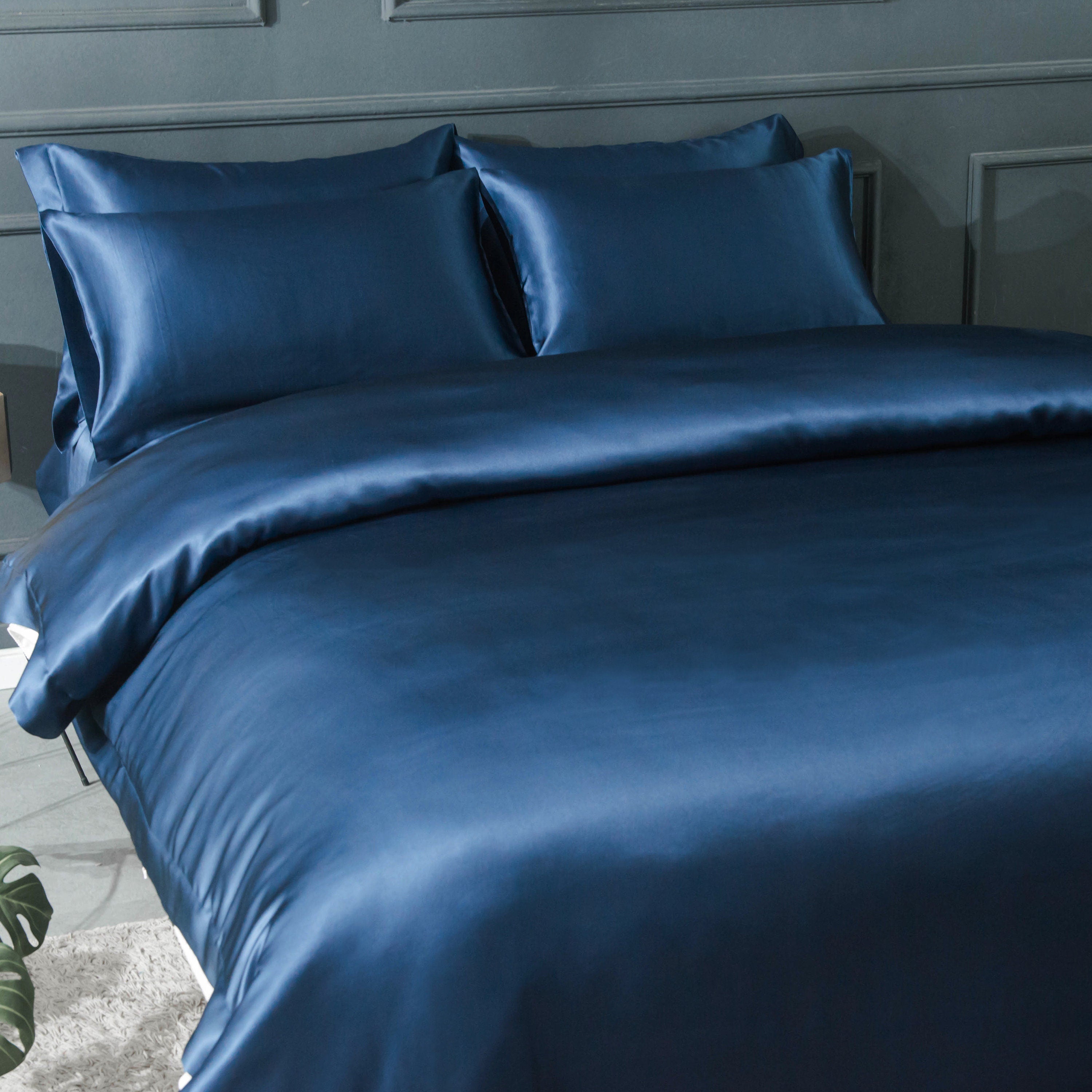 22mm Dark Blue Pillowcase, Handmade with 100% 6A Pure Silk, Beauty Sleep Anti Ageing/Wrinkles, for King, Queen, Customized sizes Bedding.