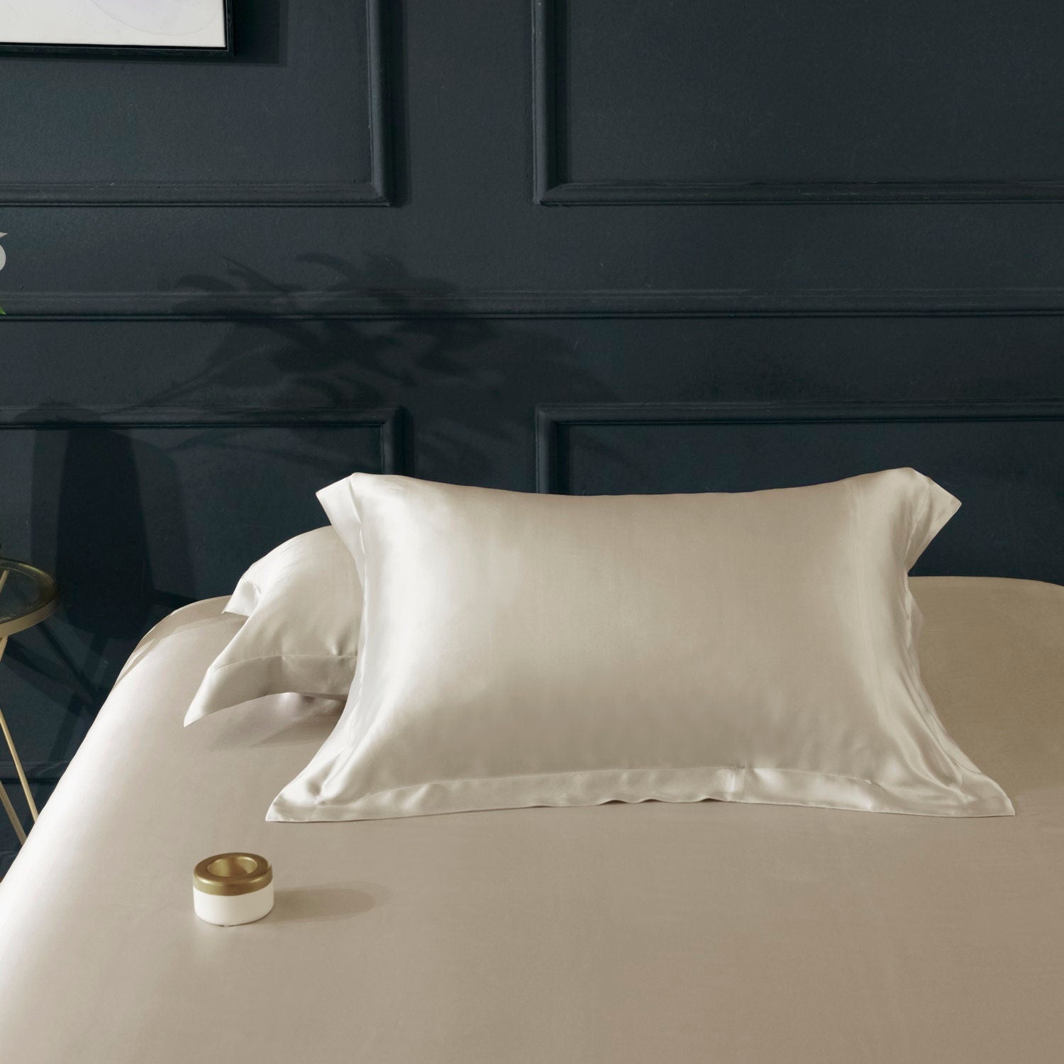 22mm Cream Coffee Pillowcase, Handmade with 100% 6A Pure Silk, Beauty Sleep Anti Ageing/Wrinkles, for King, Queen, Customized sizes Bedding.