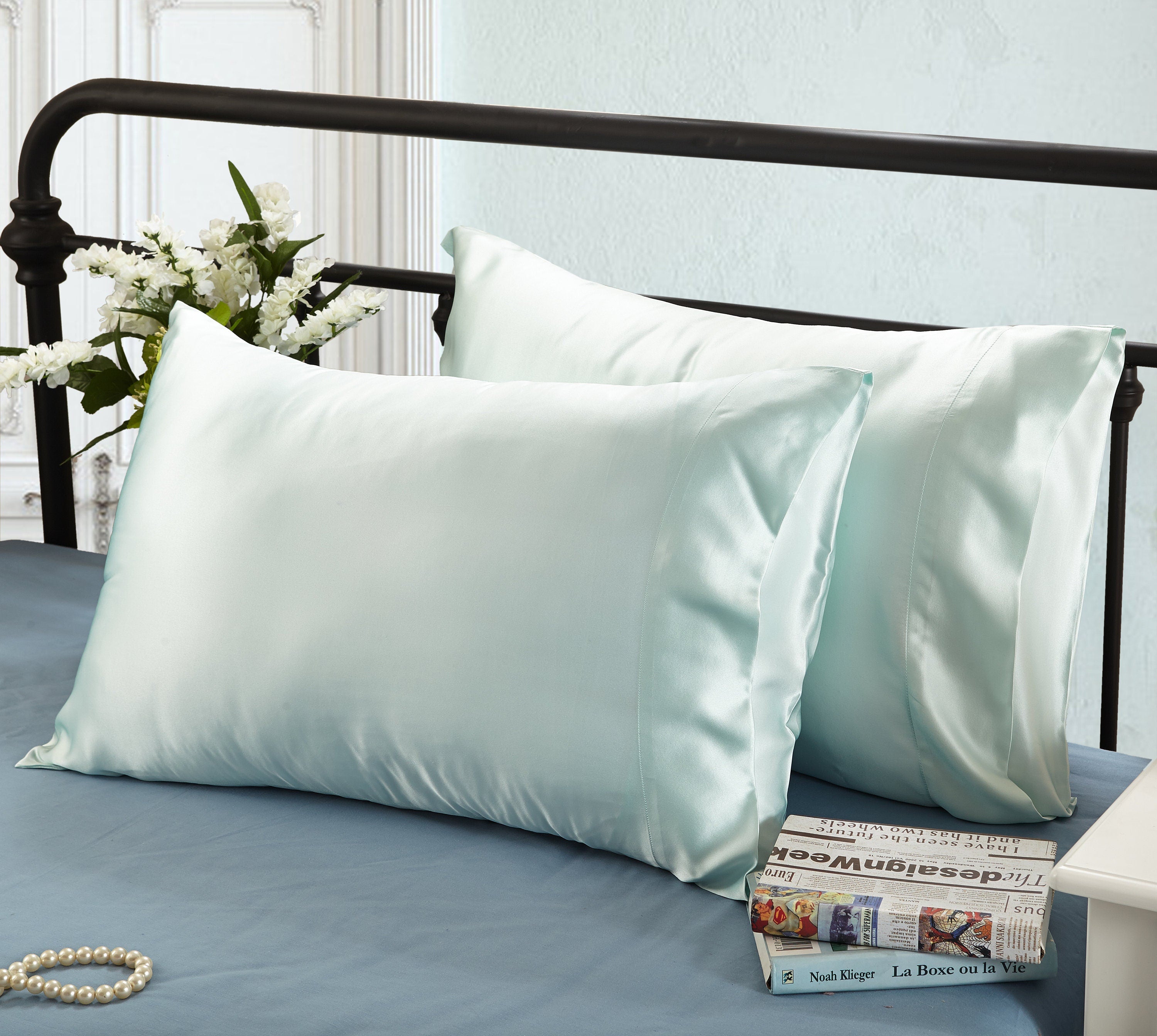 16mm Silk Pillowcase, Handmade with 100% 6A Pure Silk, Beauty Sleep Anti Ageing/Wrinkles, for King, Queen, Customized sizes Bedding.