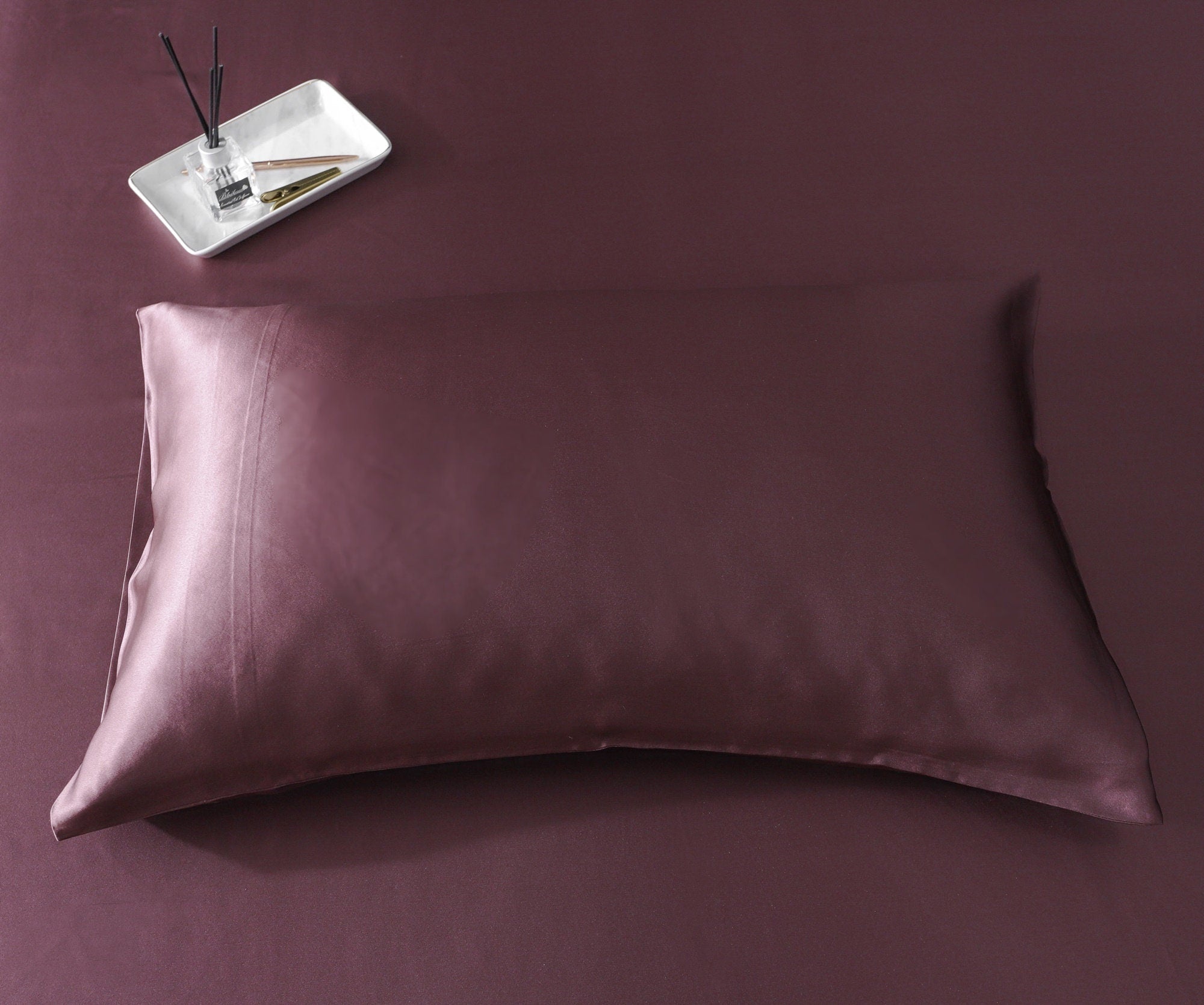 22mm Magic Purple Pillowcase, Handmade with 100% 6A Pure Silk, Beauty Sleep Anti Ageing/Wrinkles, for King, Queen, Customized sizes Bedding.