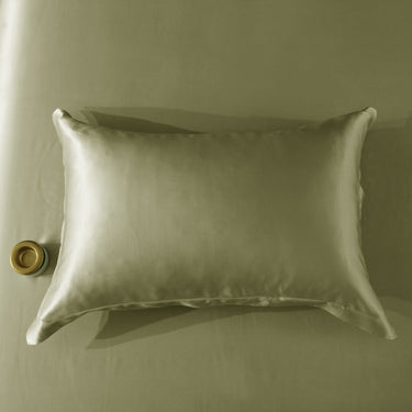 22mm Soft Green Pillowcase, Handmade with 100% 6A Pure Silk, Beauty Sleep Anti Agei King, Queen, Customized sizes Bedding.ng/Wrinkles, for