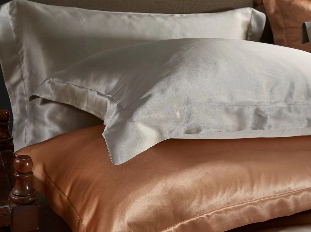 Handmade Duvet Cover in Raw White 100% Pure 6A Silk, 25mm smooth, natural, sleep beauty Silk Bedding for King, queen, custom size.