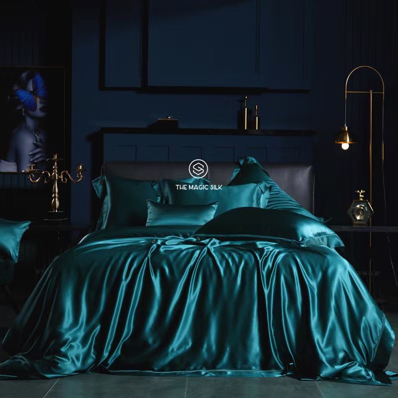 Super Luxury Silk Bedding Set,Oxford Style with detailed Lace Purfle. Anniversary Gift for HER.
