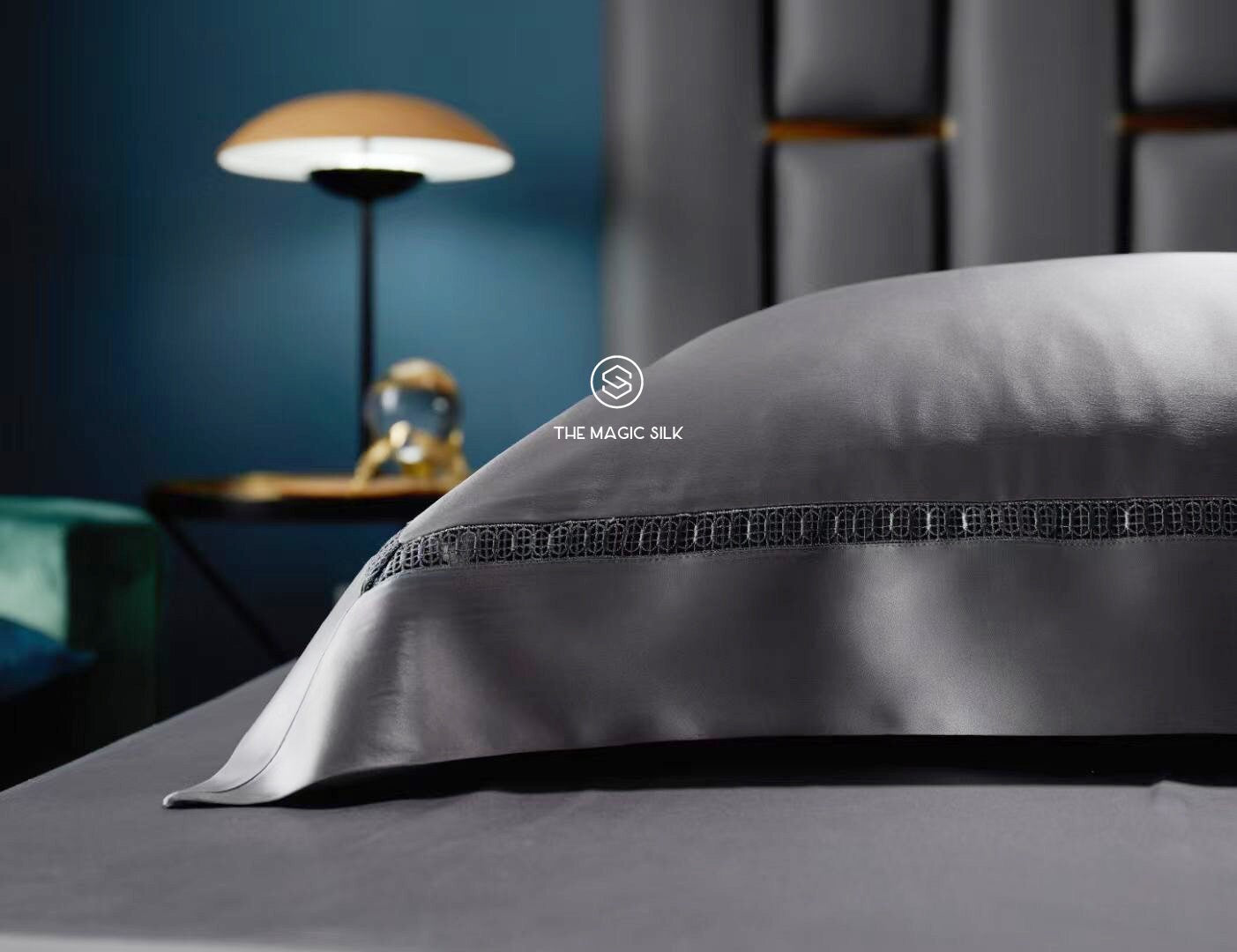 Charmeuse silk bedding set in Silver Gray 25 Momme 100% 6A mulberry silk set King,Queen 4 pieces