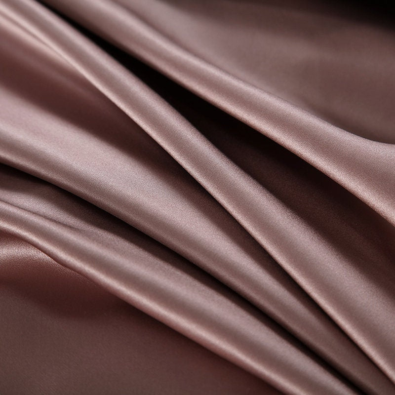 16 Solid Colors Fitted Silk Sheet Set in 25mm silk .
