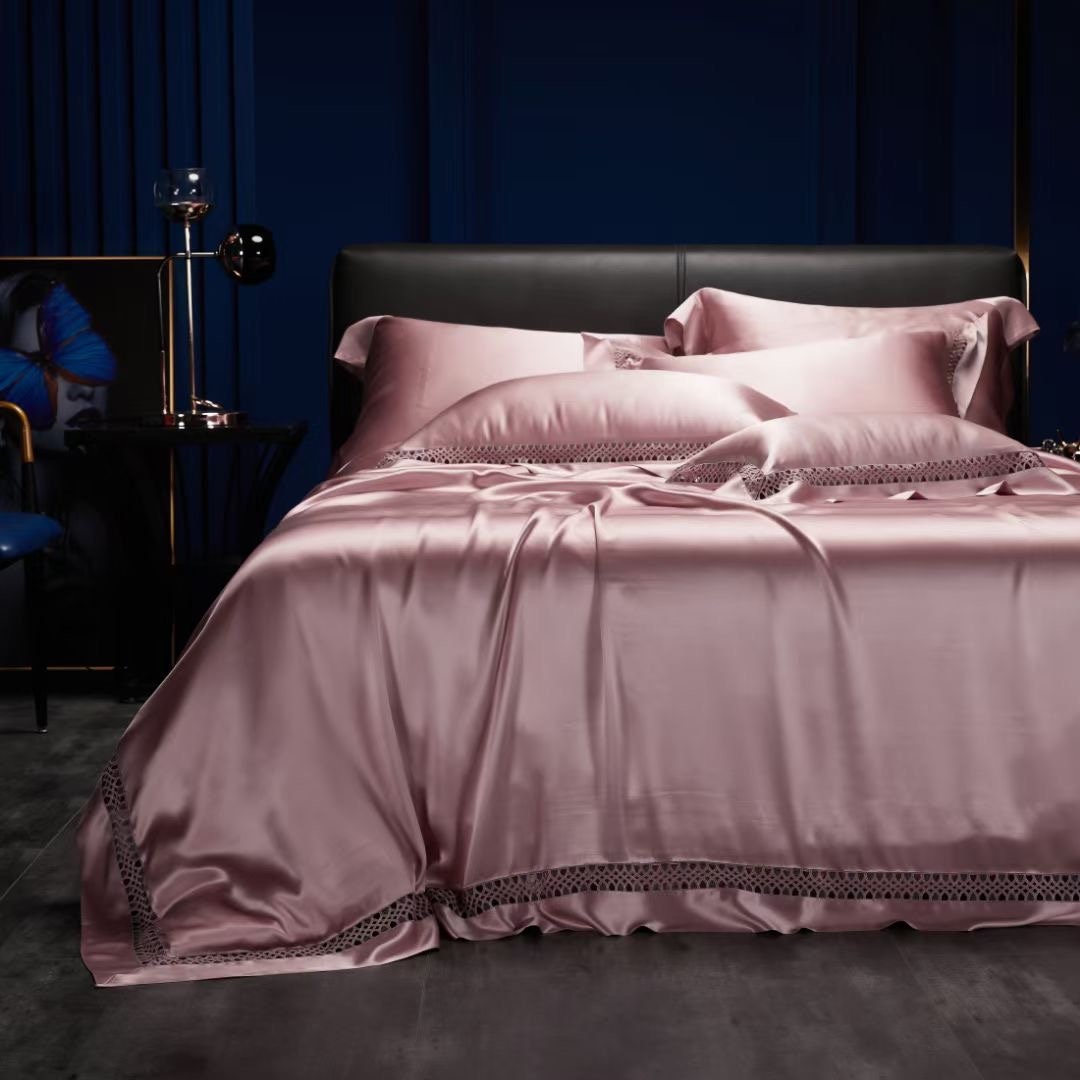 New beautiful lace charmeuse silk bedding set 100% 6A mulberry silk set King,Queen 4 pieces