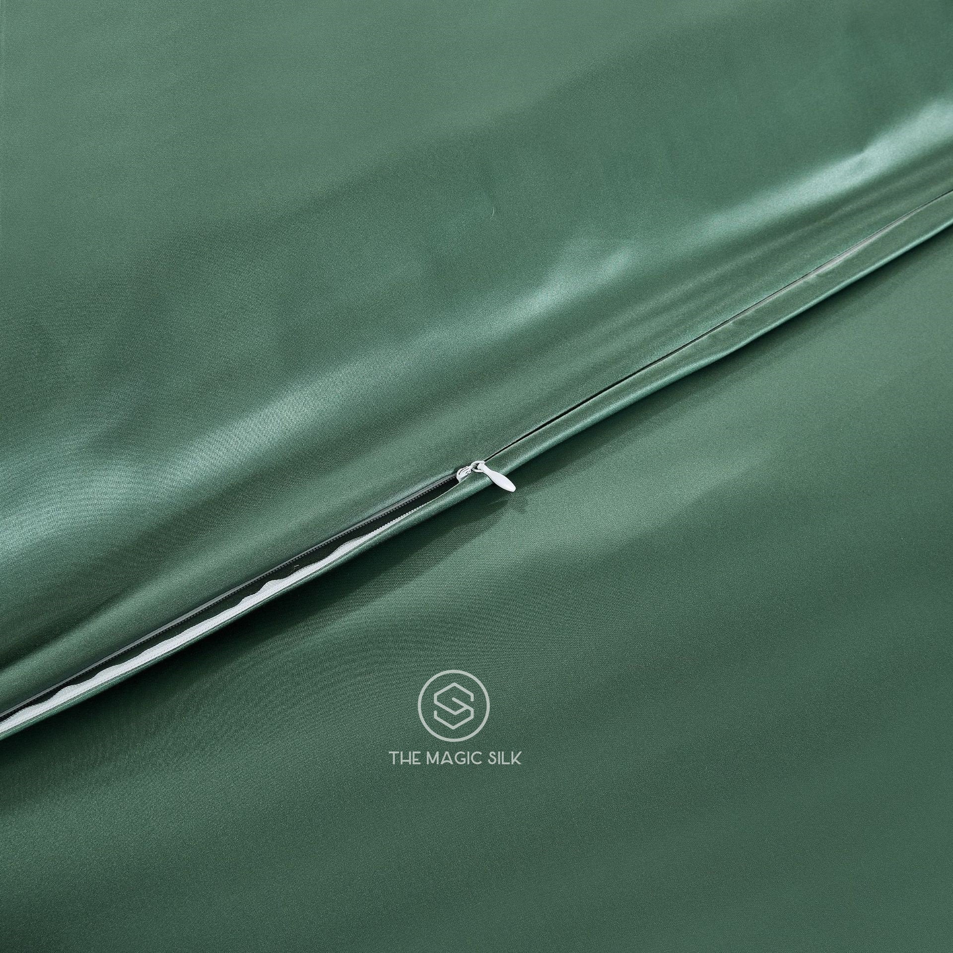 LUCKY GREEN - 16 Momme 100% Silk Bedding 4pcs Suite