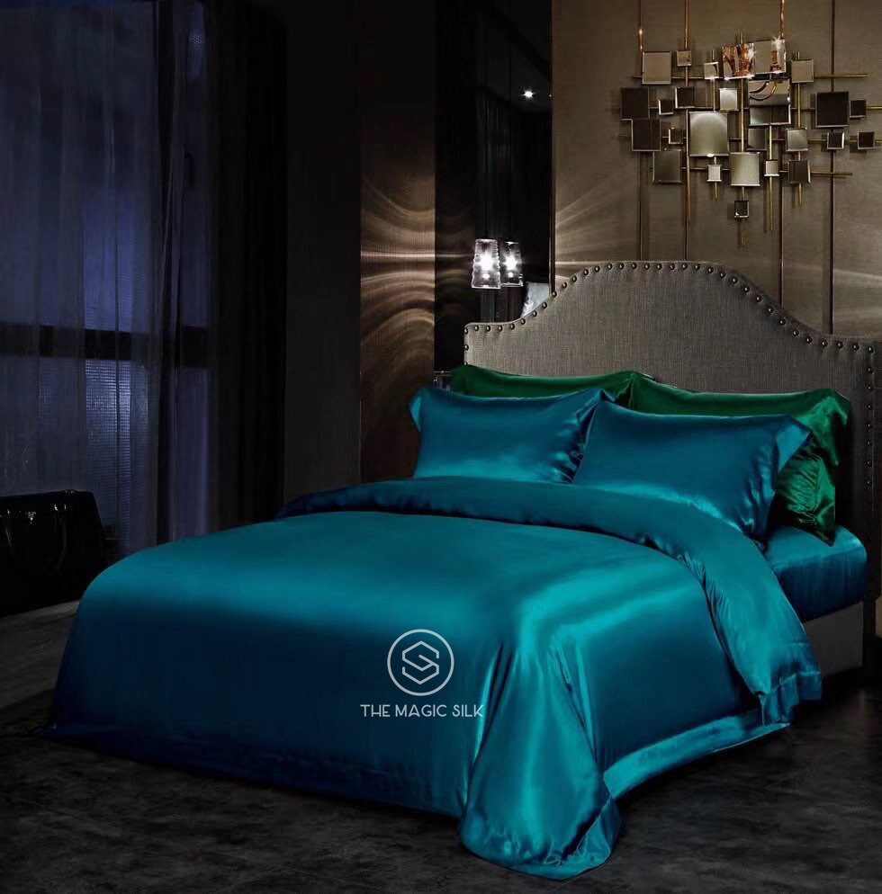 PEACOCK BLUE - 16 Momme 100% Silk Bedding 4pcs Suite
