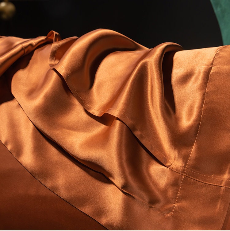 Best Gift for Her Top luxurious silk pillowcase 100% pure silk pillow cover in 17 solid colors, 2 pieces (One pair gift)