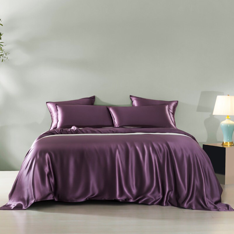 Olive Green - 22 Momme 100% Mulberry Silk Bedding Set 4 pieces