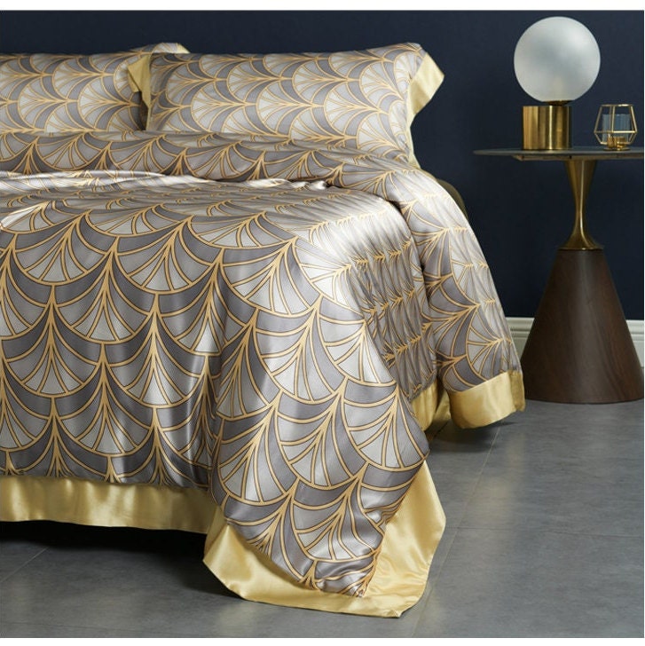 FACAI - 19 Momme Silk Bedding Suite 4pcs