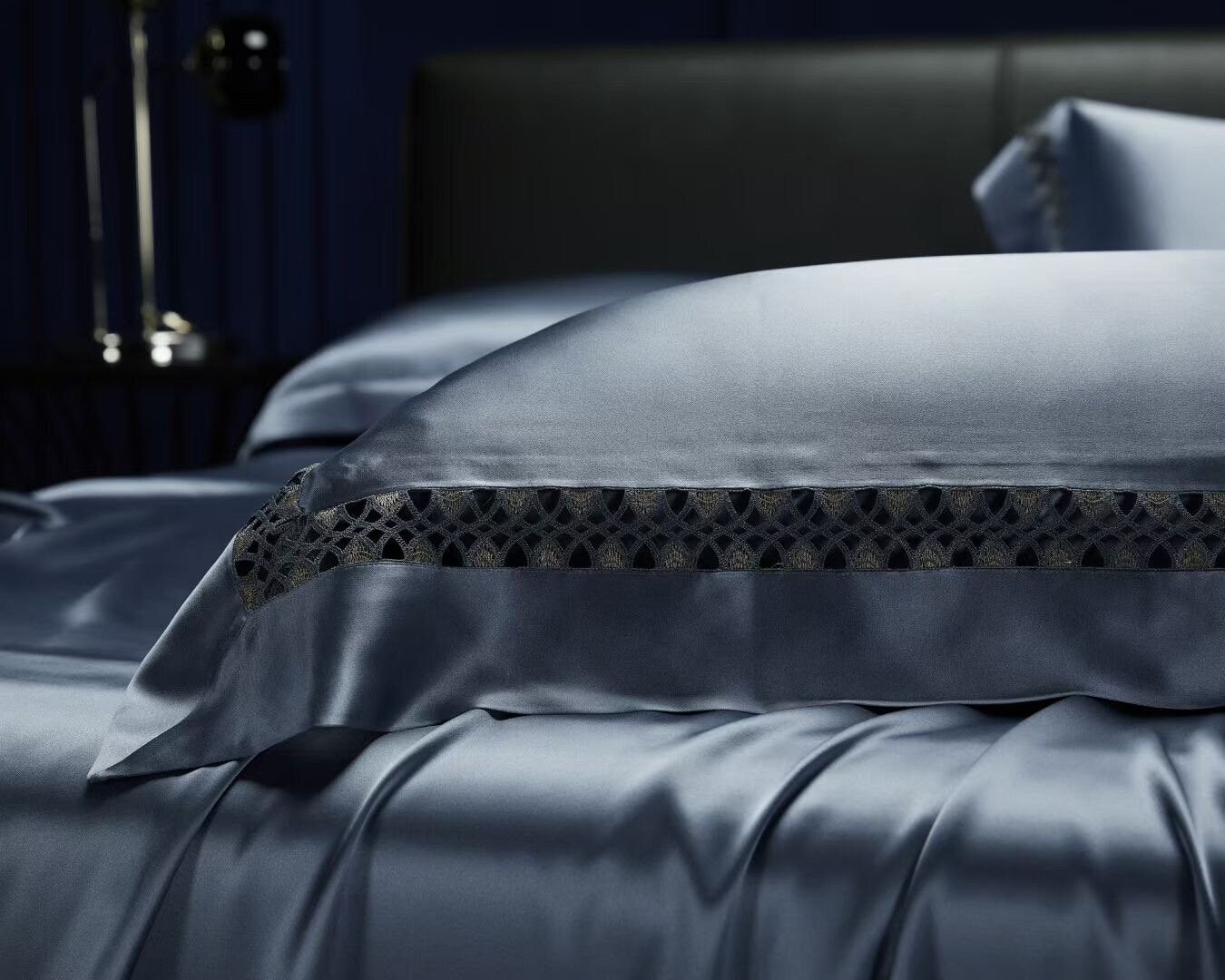 DUST BLUE - 25 momme Lace Silk bedding Set 4pcs - 1x Duvet Cover, 1x Sheet, 2x Pillowcases, 100% SILK