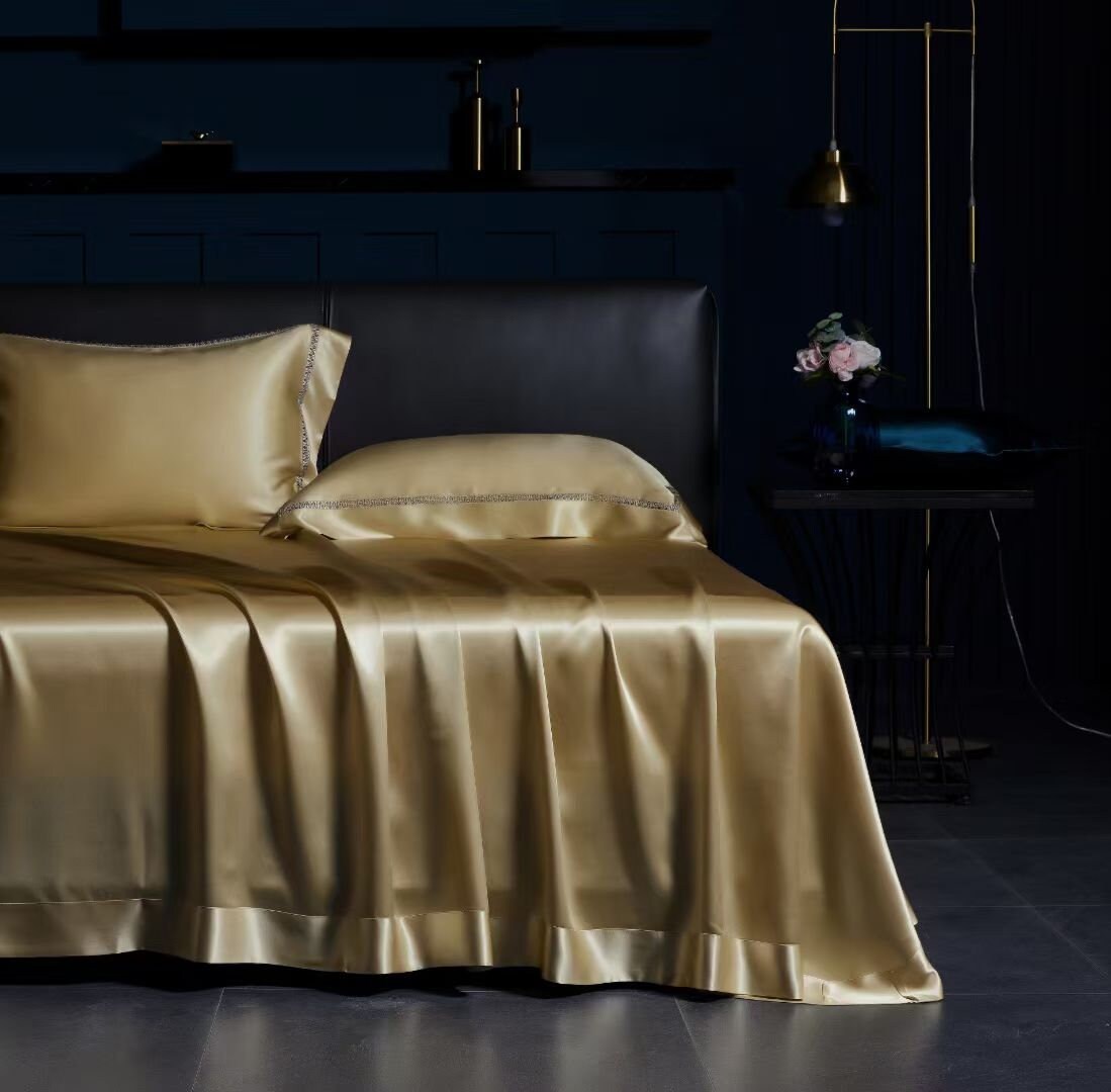 Champagne Gold - 25 momme Lace Silk bedding Set 4pcs - 1x Duvet Cover, 1x Sheet, 2x Pillowcases, 100% SILK