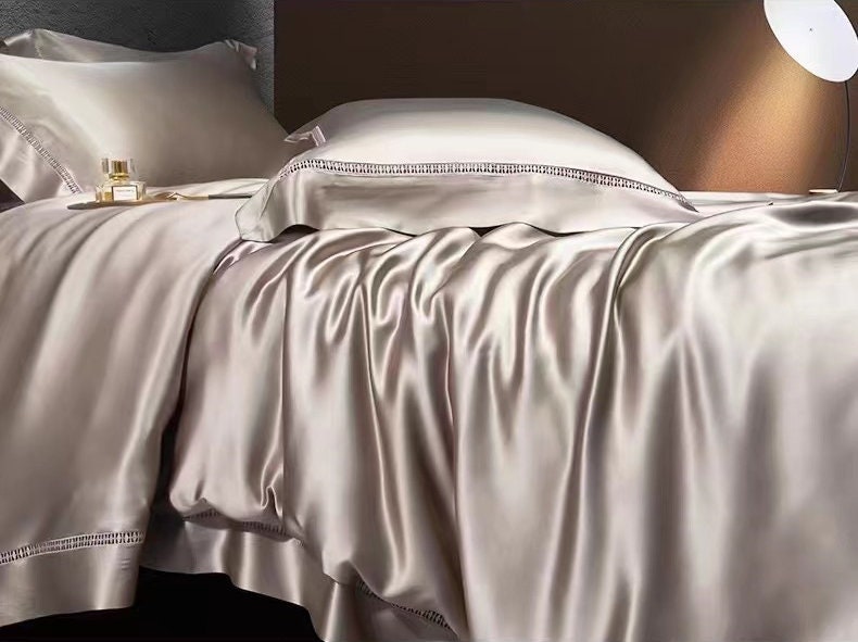 DARK GOLD - 25 momme Lace Silk bedding Set 4pcs - 1x Duvet Cover, 1x Sheet, 2x Pillowcases, 100% SILK