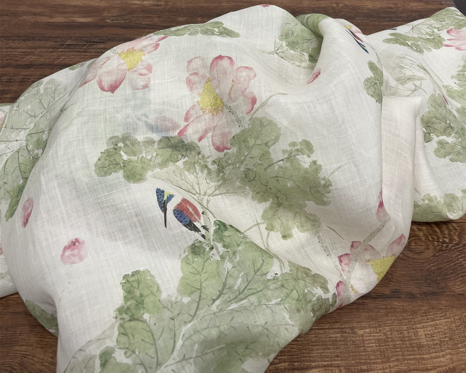 CHAXIANG - Digital Printing 42 Thread Count Ramie Fabric - 140cm wide by the Yard