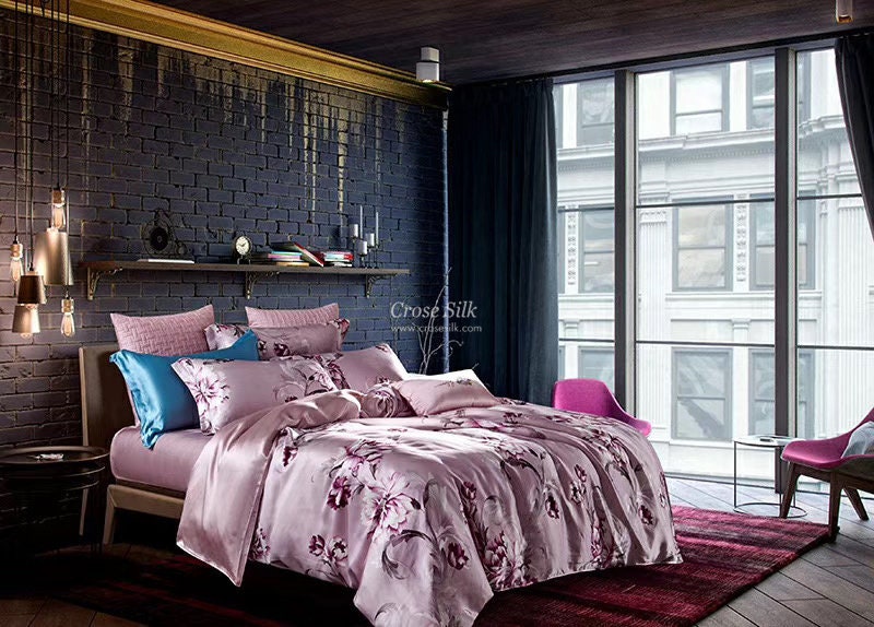PINK FLORAL - 16 Momme 100% Silk Bedding 4pcs Suite