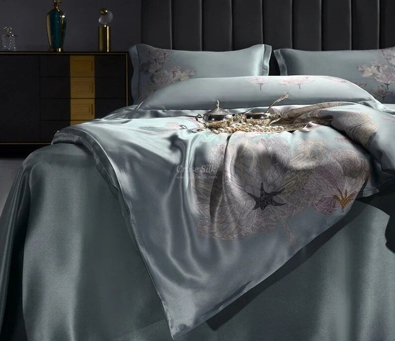 DREAM CATCHER - 16 Momme 100% Silk Bedding 4pcs Suite
