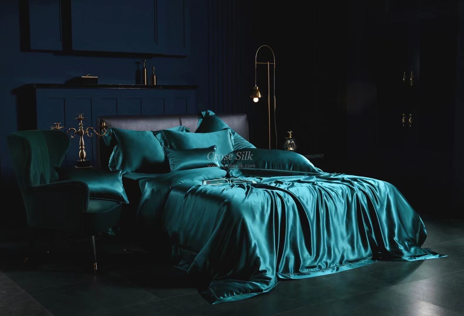 PEACOCK BLUE - 25 momme Lace Silk bedding Set 4pcs - 1x Duvet Cover, 1x Sheet, 2x Pillowcases, 100% SILK