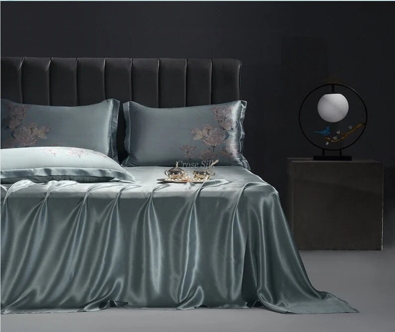 DREAM CATCHER - 16 Momme 100% Silk Bedding 4pcs Suite