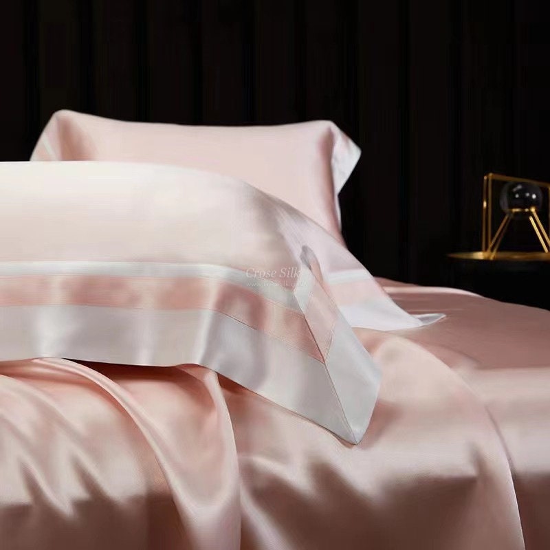 WATER PINK - 25 Momme Flying Edge Purfle Silk Bedding Set 4pcs