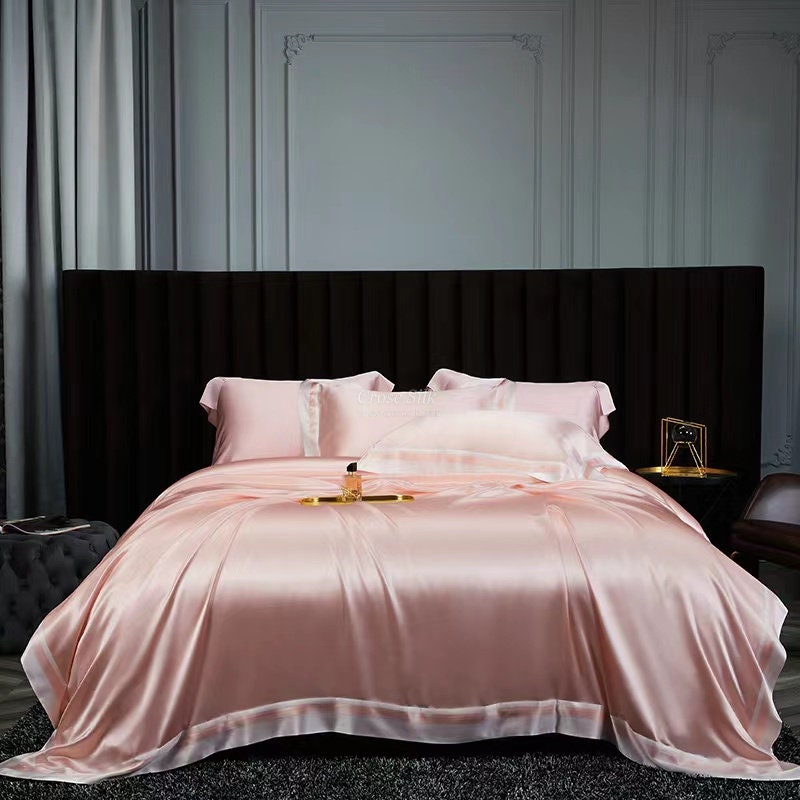 WATER PINK - 25 Momme Flying Edge Purfle Silk Bedding Set 4pcs