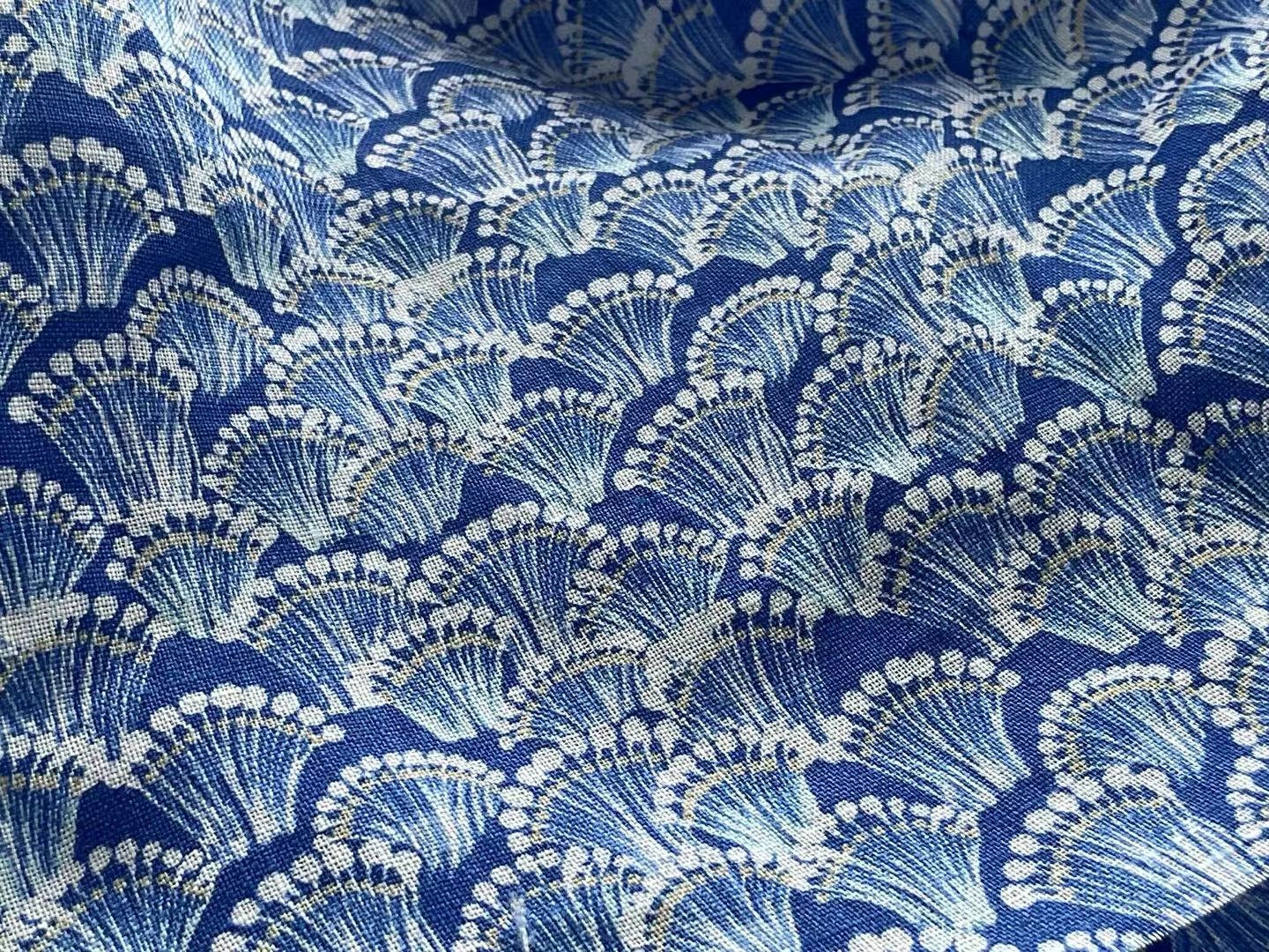 LNYDLBKH - Digtital Print Shell Flower Indigo Dye Style Linen Fabric - 130cm wide by the Yard