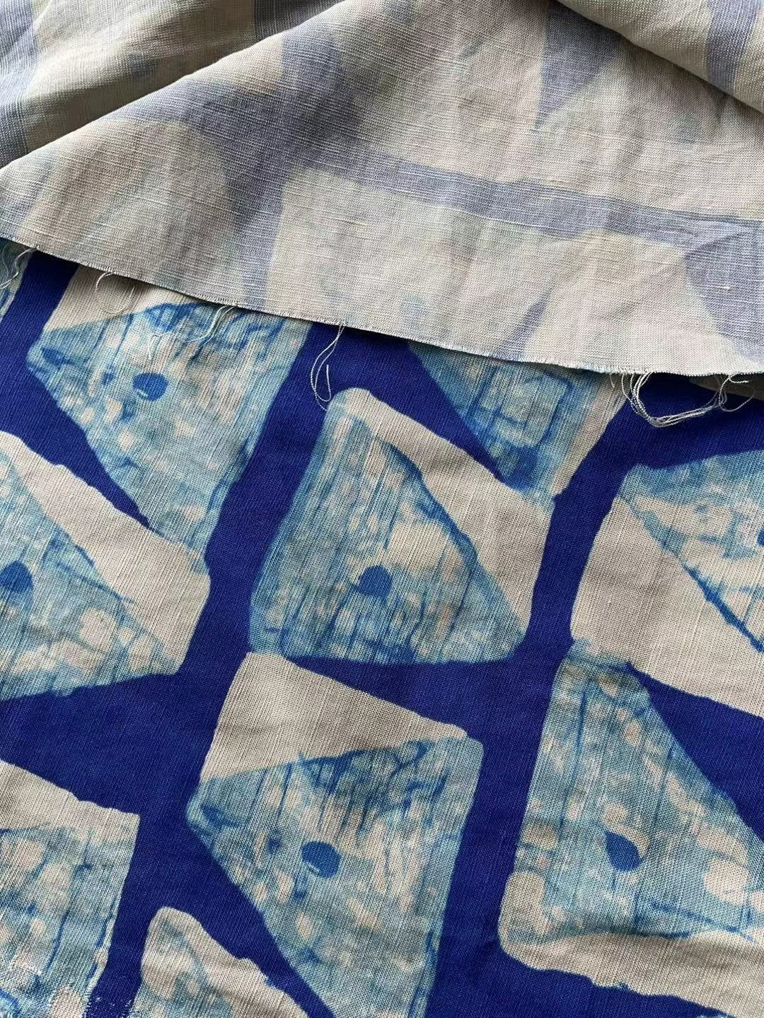 LNYDLBSL - Digtital Print Beige Background Indigo Dye Style Linen Fabric - 140cm wide by the Yard