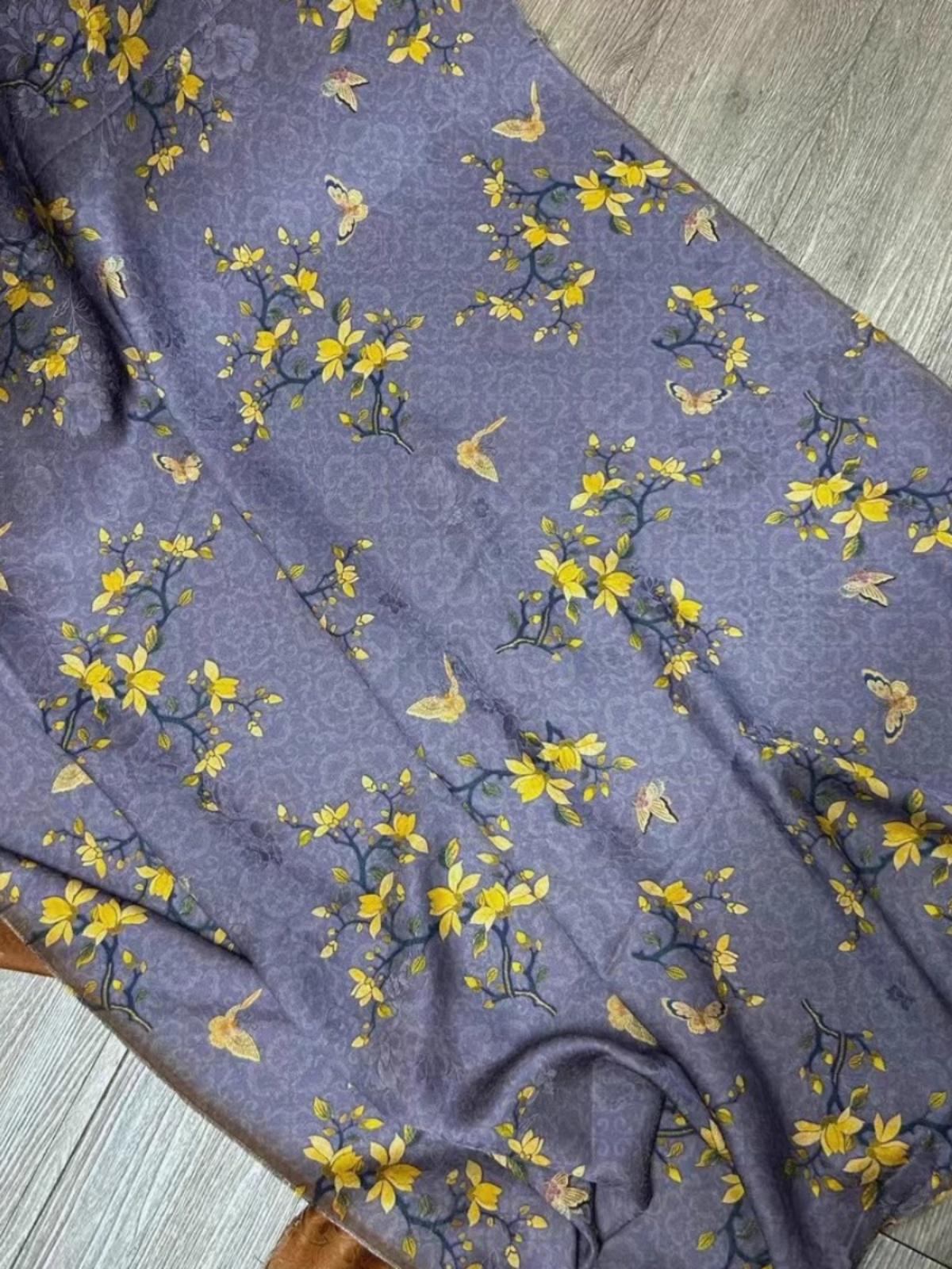 HLXAYUZI - Handmade 25 Momme HUALUO Jacquard Mud Silk Fabric (Openwork texture) - 110cm by the Yard