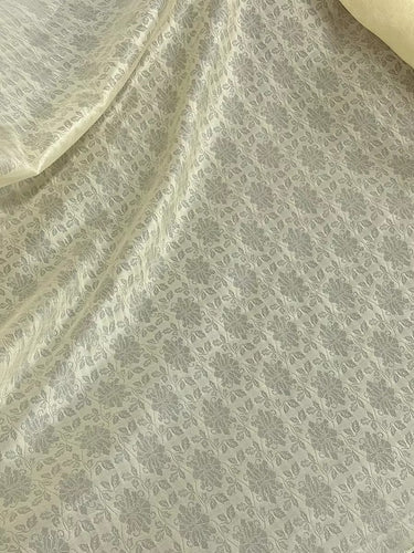 XYLN068 - Leno silk fabric, sheer and super light 100% silk, 15 momme 114cm wide by the yard