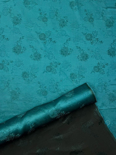 蓝底小花 Mud Silk fabric, Jacquard HUALUO, 25 momme 110cm wide by the Yard