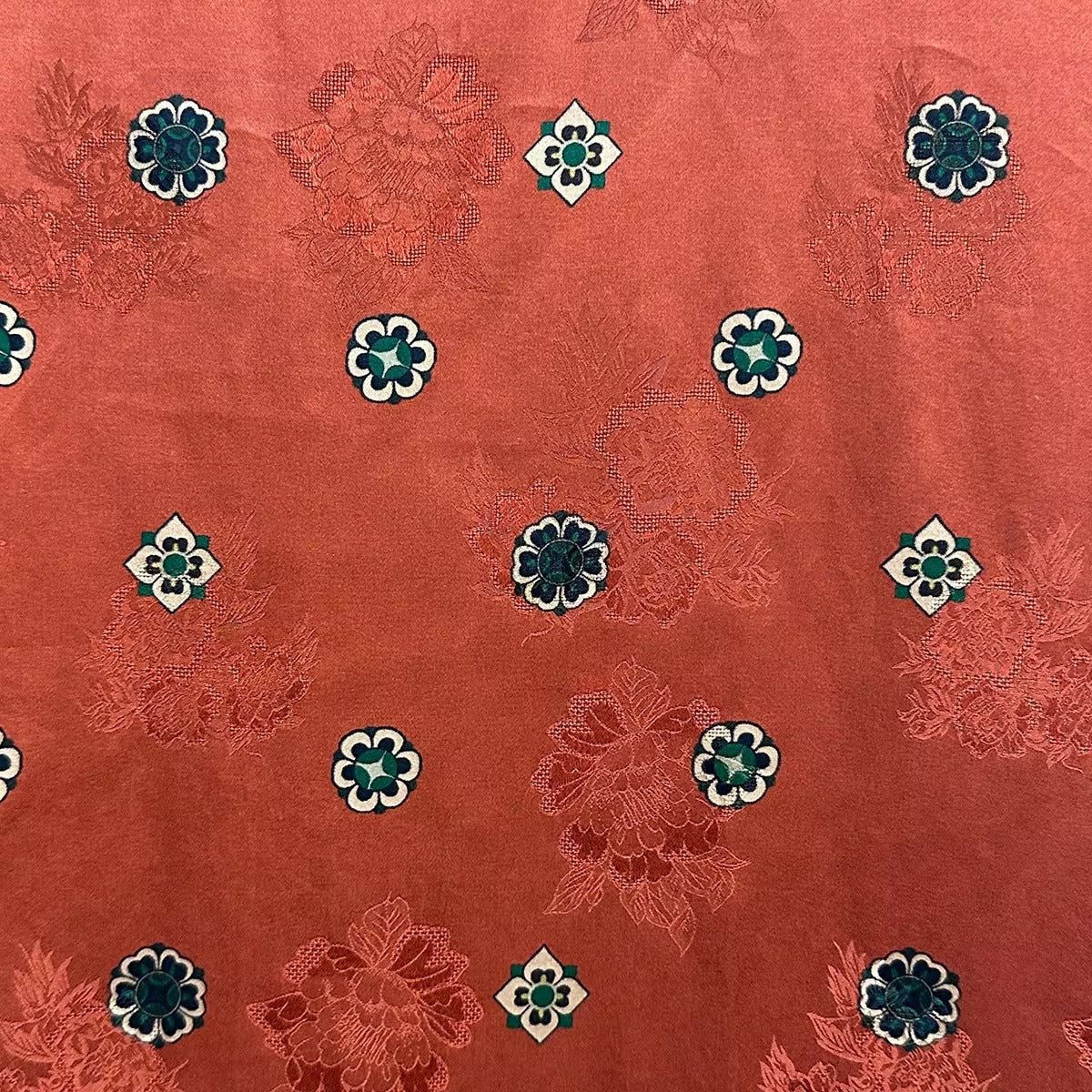 XYHYS 红色宝相花- Jacquard HUALUO Hongyunsha silk fabric, 26 momme openwork texture, 110cm by the Yard