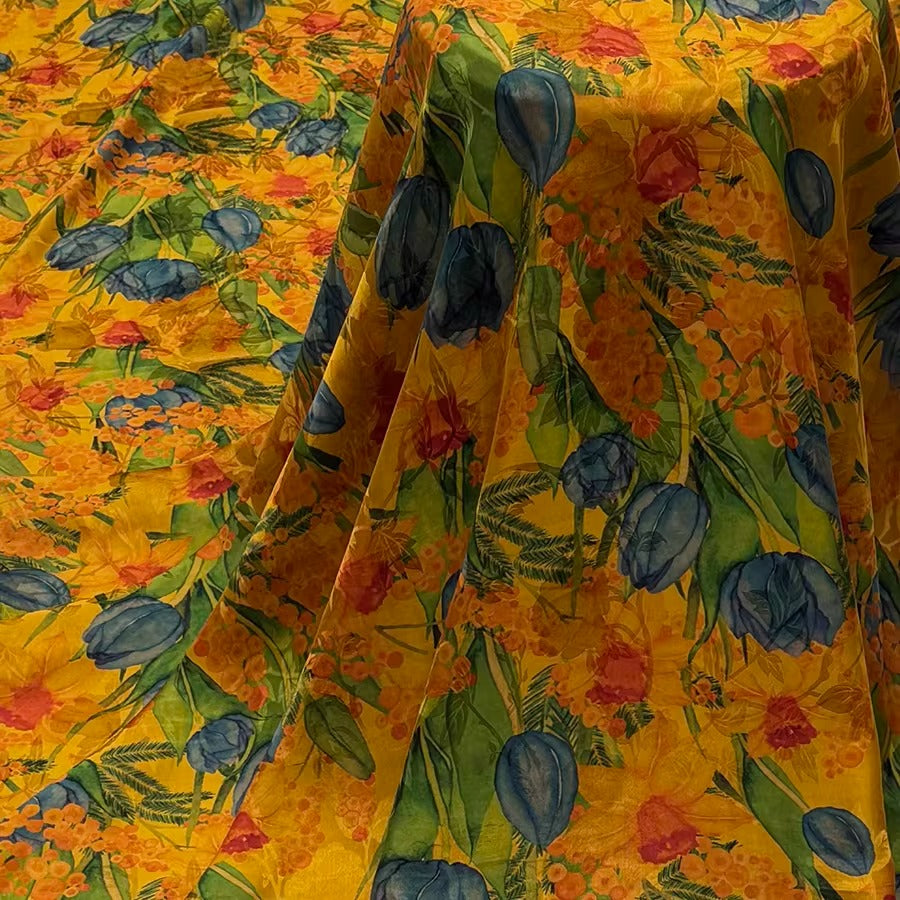 XYHYS 郁金香- Jacquard HUALUO Hongyunsha silk fabric, 25 momme openwork texthture, 110cm by e Yard