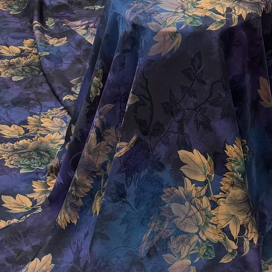 XYHYS 幽蓝牡丹- Jacquard HUALUO Hongyunsha silk fabric, 25 momme openwork texthture, 110cm by e Yard