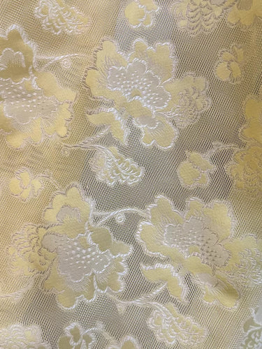 李德喜。四经八纬色织罗XYLN004 - Leno silk fabric, light yellow peony , 25 momme 114cm wide by the yard