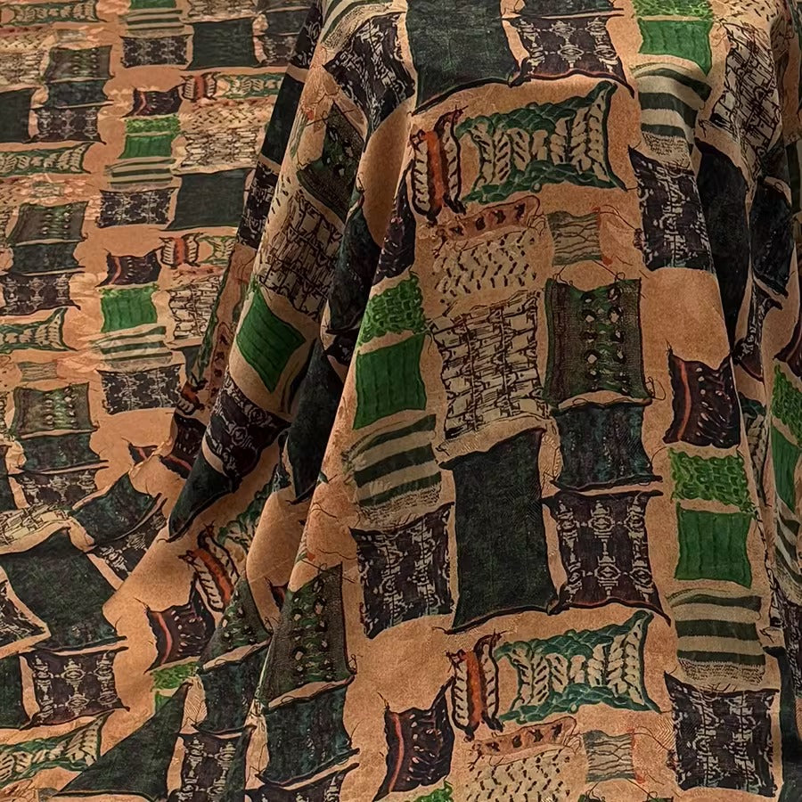 XYHYS 复古方块- Jacquard HUALUO Hongyunsha silk fabric, 25 momme openwork texthture, 110cm by e Yard