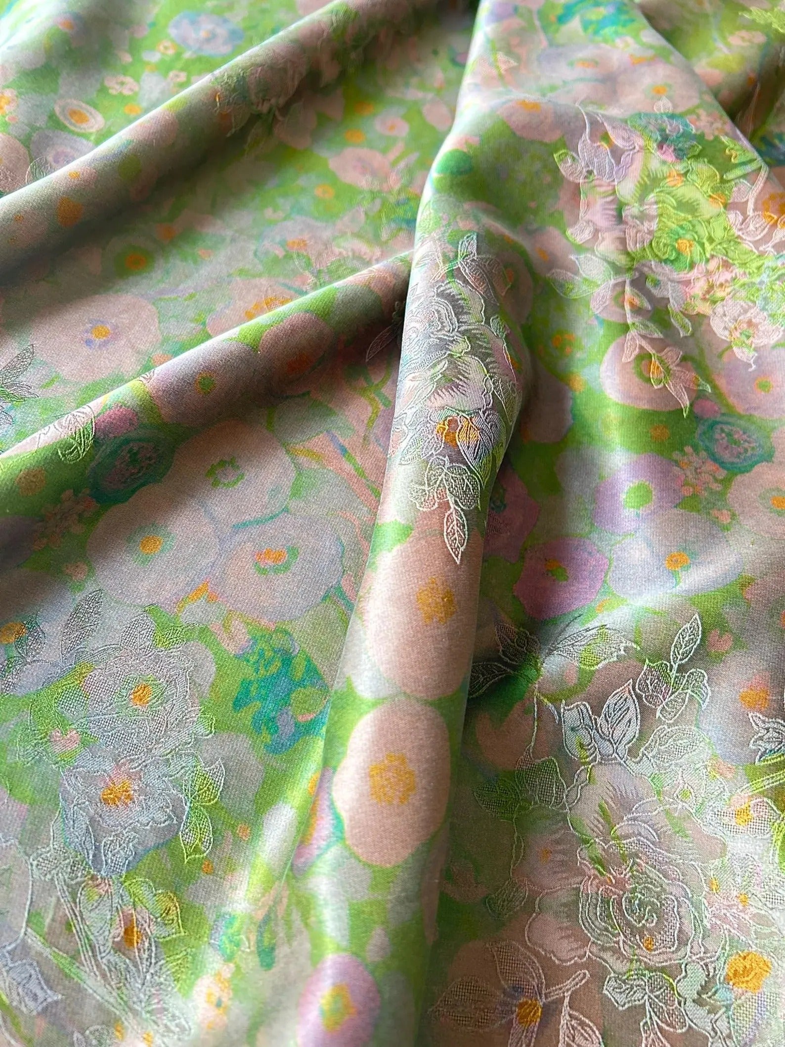 YOULH - Handmade 25 Momme HUALUO Jacquard Mud Silk Fabric (Openwork texture) - 112cm by the Yard