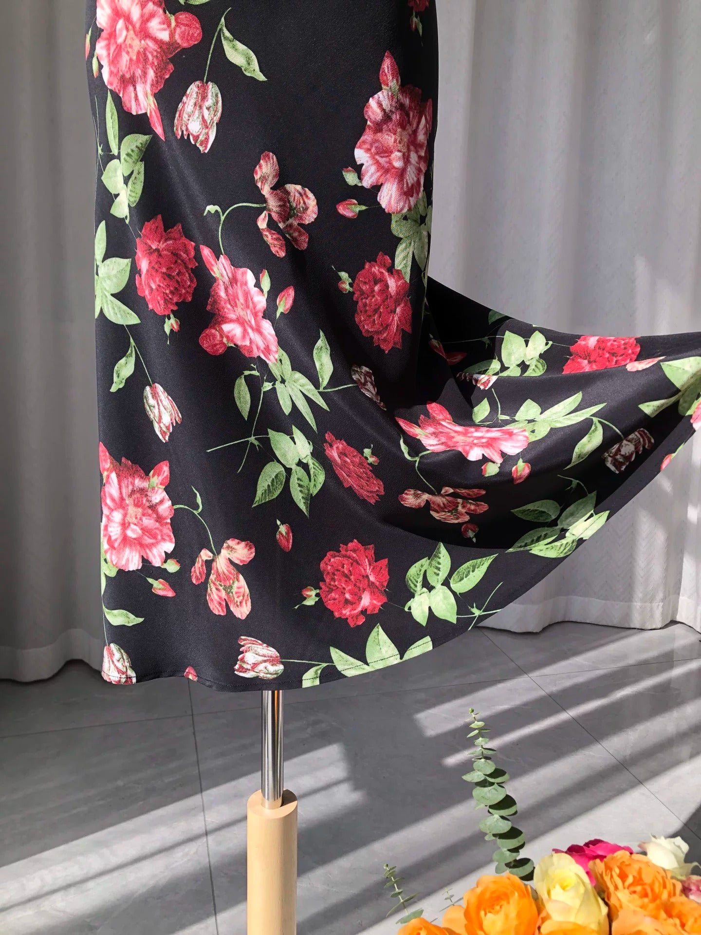 ROSES - 100% Mulberry Silk Skirt