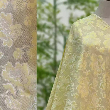 李德喜。四经八纬色织罗XYLN004 - Leno silk fabric, light yellow peony , 25 momme 114cm wide by the yard