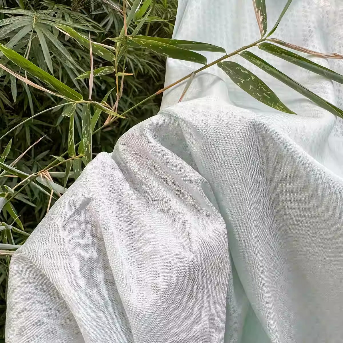 XYLN062 - Leno silk fabric, sheer and super light 100% silk, 15 momme 114cm wide by the yard