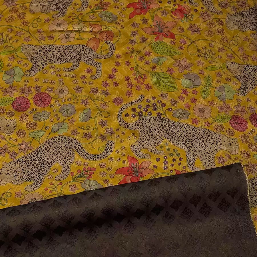 花间豹影 Mud Silk fabric, Jacquard HUALUO, 25 momme 110cm wide by the Yard