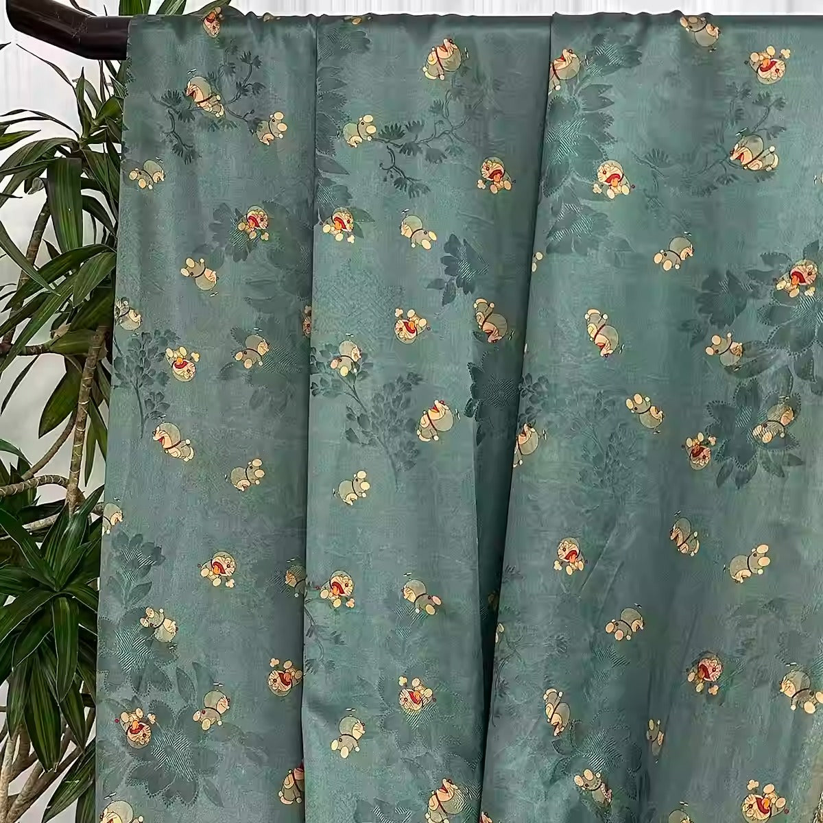 XYHYS 叮当猫- Jacquard HUALUO Hongyunsha silk fabric, 26 momme openwork texture, 110cm by the Yard
