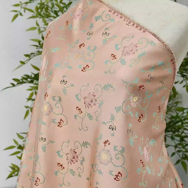 XYLDXSJ 花团锦簇粉绿 - Gilt-Thread Song Brocade 织金宋锦, 38 momme 140cm wide by the yard