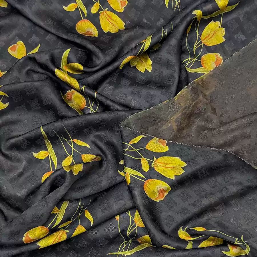 郁金香 Mud Silk fabric, Jacquard HUALUO, 25 momme 110cm wide by the Yard
