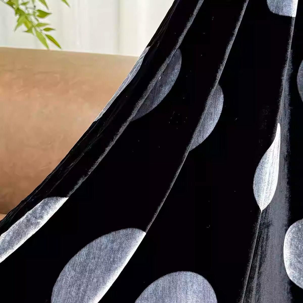 XYYHSR022 - Print Silk Velvet Fabric, 140cm wide by the Yard