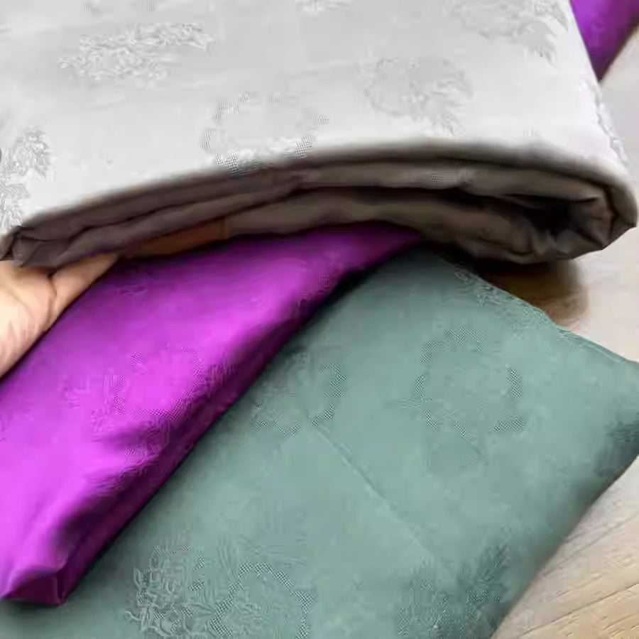 XYHYS 三色花- Jacquard HUALUO Hongyunsha silk fabric, 25 momme openwork texthture, 110cm by e Yard