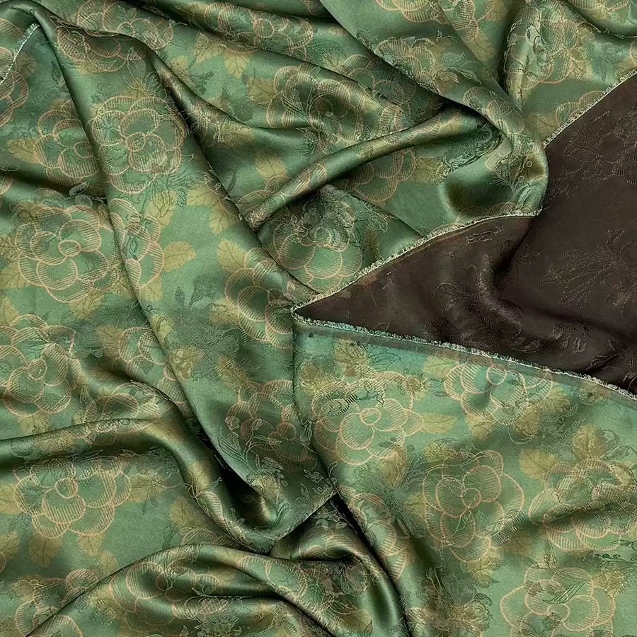 春山拾翠 Mud Silk fabric, Jacquard HUALUO, 25 momme 110cm wide by the Yard