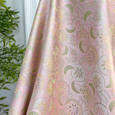 XYLDXSJ 月牙团窠粉色 - Gilt-Thread Song Brocade 织金宋锦, 38 momme 140cm wide by the yard