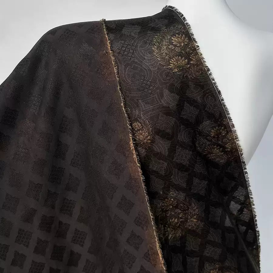 格上缠金 Mud Silk fabric, Jacquard HUALUO, 25 momme 110cm wide by the Yard