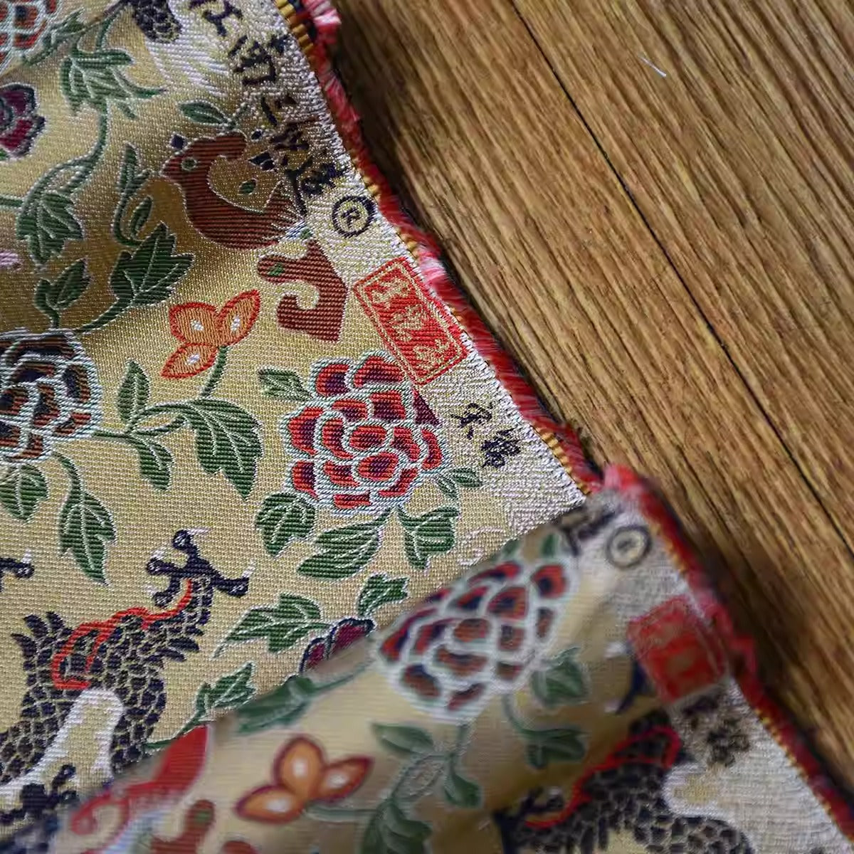 XYLDXSJ020 - Song Brocade 李德喜宋锦, 38 momme 70cm wide by the yard
